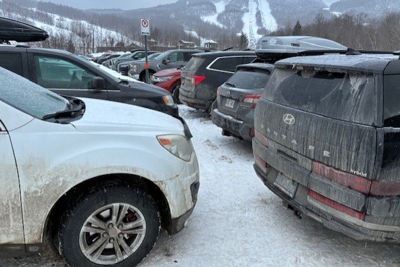 75 amendes de stationnement au Mont Orford le week-end dernier